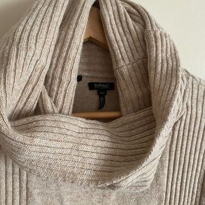 Buffalo Cream turtleneck Sweater